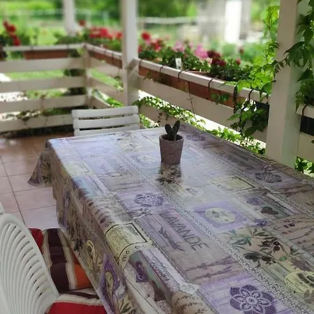 Batifogo Apartament *